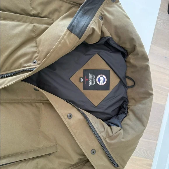 Great coat for winter 
Very warm - Picture 6 of 10